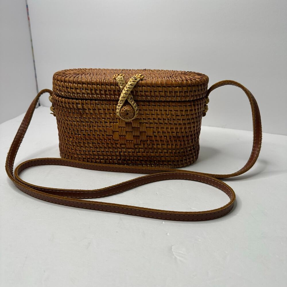 Bali Woven Rattan Wicker Box Bag Crossbody Purse Straw Clasp Blue Stripe Lining